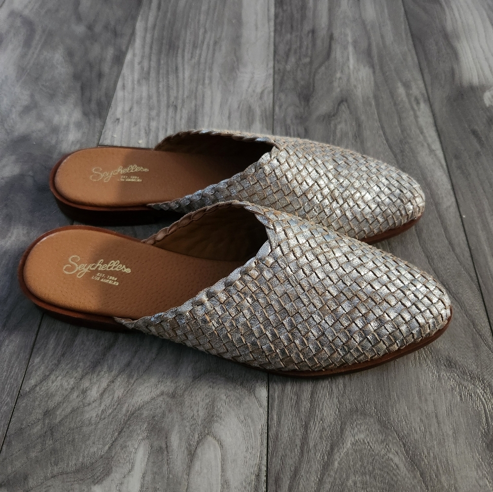 Seychelles Places to go Pewter Leather Mule size 9 (9.5)